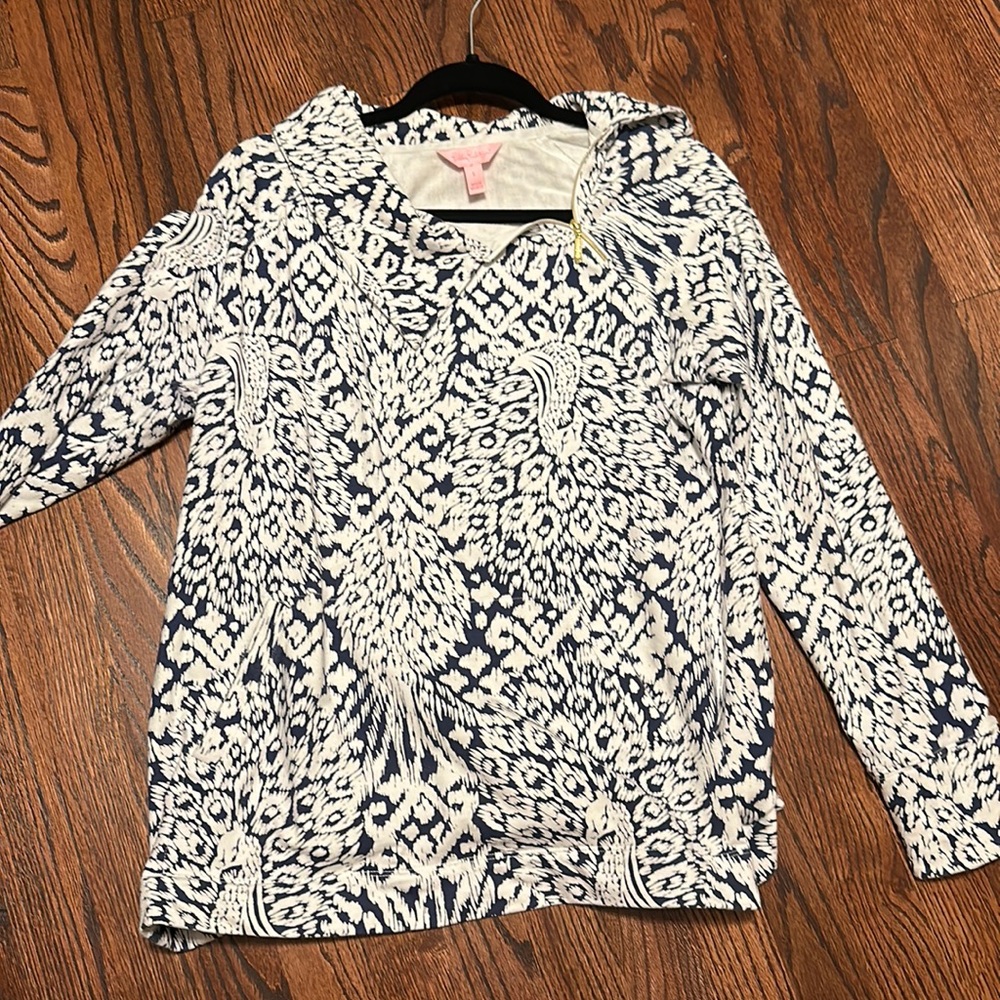 EUC Lilly Pulitzer Popover
